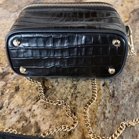 LEATHEROLOGY - Picture 2 of 7